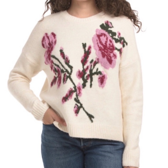 Ted Baker London Sweaters - NWT Ted Baker Floral Sweater